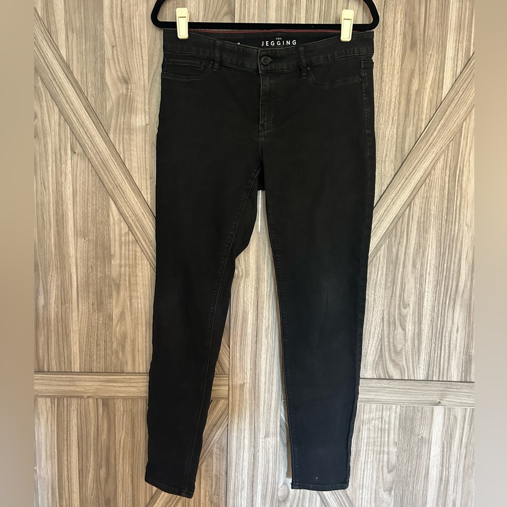 White House Black Market The Jegging Black Size 8